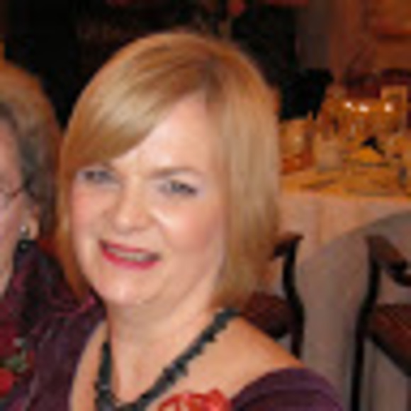 Meet your Posher, Helen - Picture 1 of 1